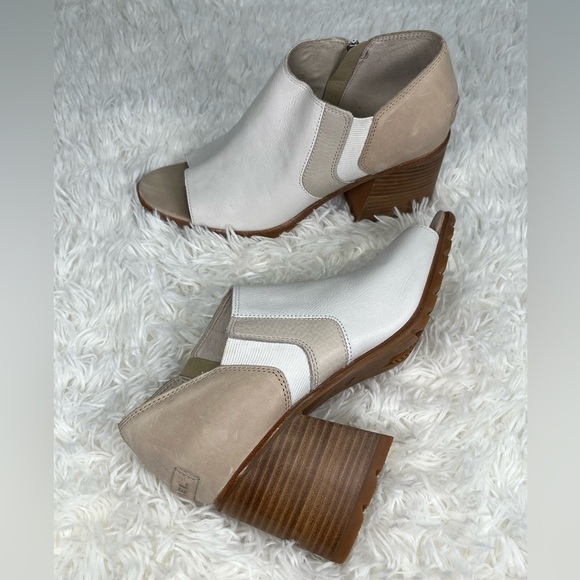 Sorel | Nadia Peep Toe Ankle Booties - Picture 2 of 11